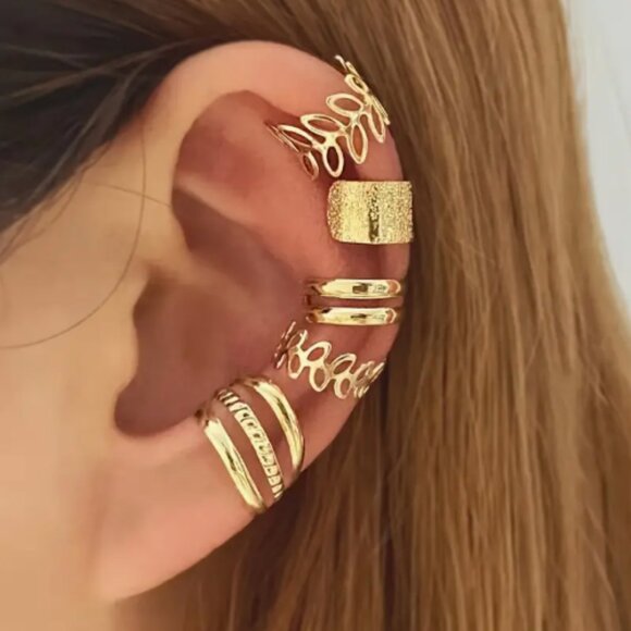 🆕 Leaf Cuffs Hollow in Gold Tone Set Of 5 Golden FILIGREE Earring Cuff 5pc - Picture 1 of 4